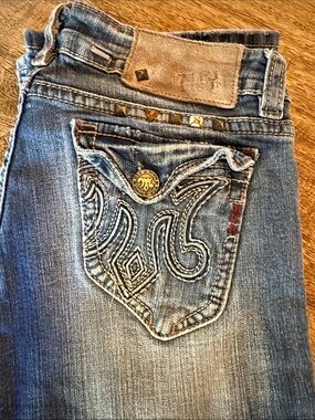 MEK Embroidered Back Pocket Bootcut Jeans - Blue